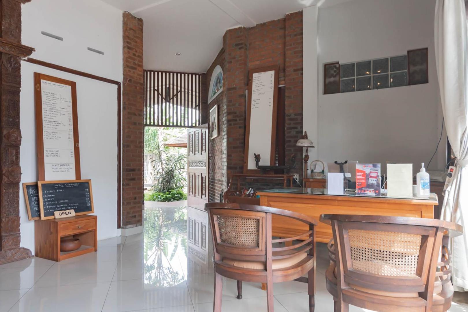Reddoorz Plus Near Dago Pakar Bandung Exterior photo