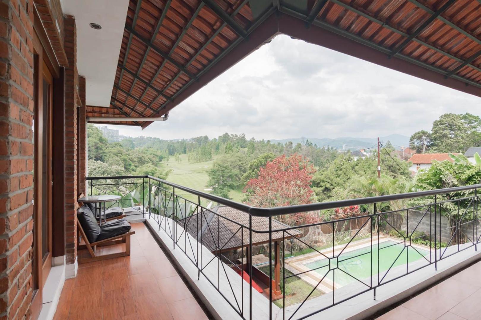 Reddoorz Plus Near Dago Pakar Bandung Exterior photo